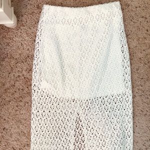 Modern vintage long white lacy skirt with slit